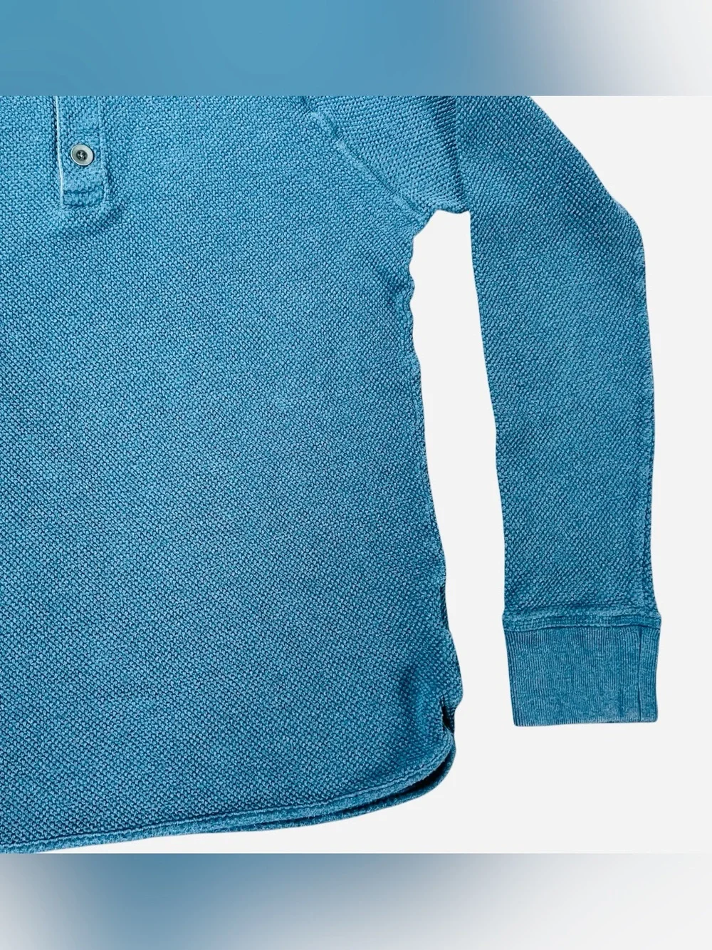 Banana Republic Men's Long Sleeve Henley in Teal Blue